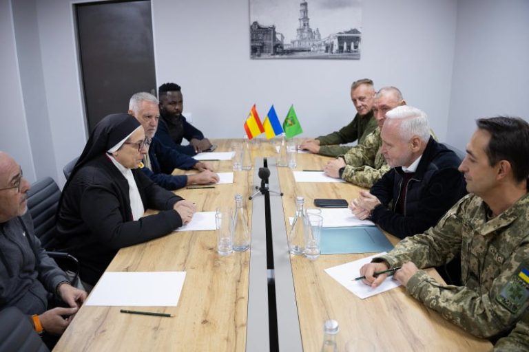 С представителями монастыря из Барселоны встретился мэр Харькова