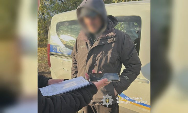 С парковки в Харькове угнали авто: полиция задержала 71-летнего мужчину