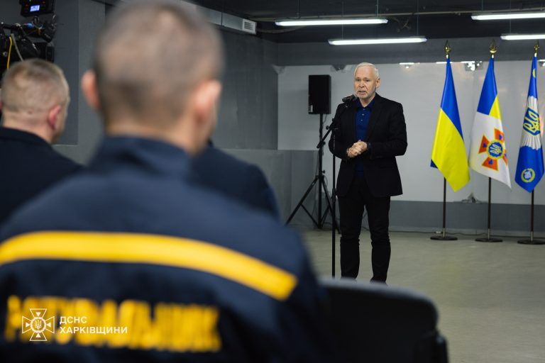 Героев, спасавших детей после атаки БпЛА по Харькову, отметил мэр Терехов