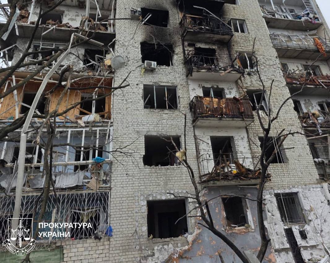 У прокуратурі показали обстріляну Балаклію з висоти (відео з коптера)