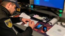 За крадіжку даних користувачів судитимуть трьох хлопців. Їм “світить” 15 років