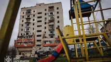 Наслідки «прильотів» ракет прибирали у Балаклії на Харківщині (фото, відео)