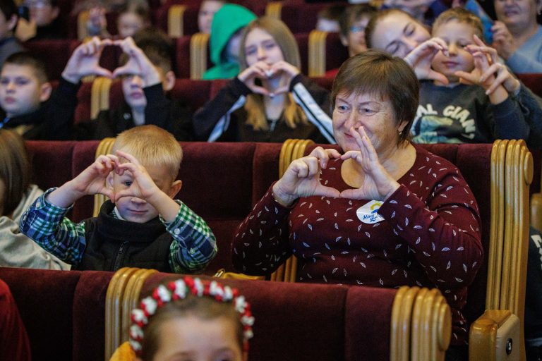 Фестиваль «Наши сердца детям» провели на Харьковщине (видео)