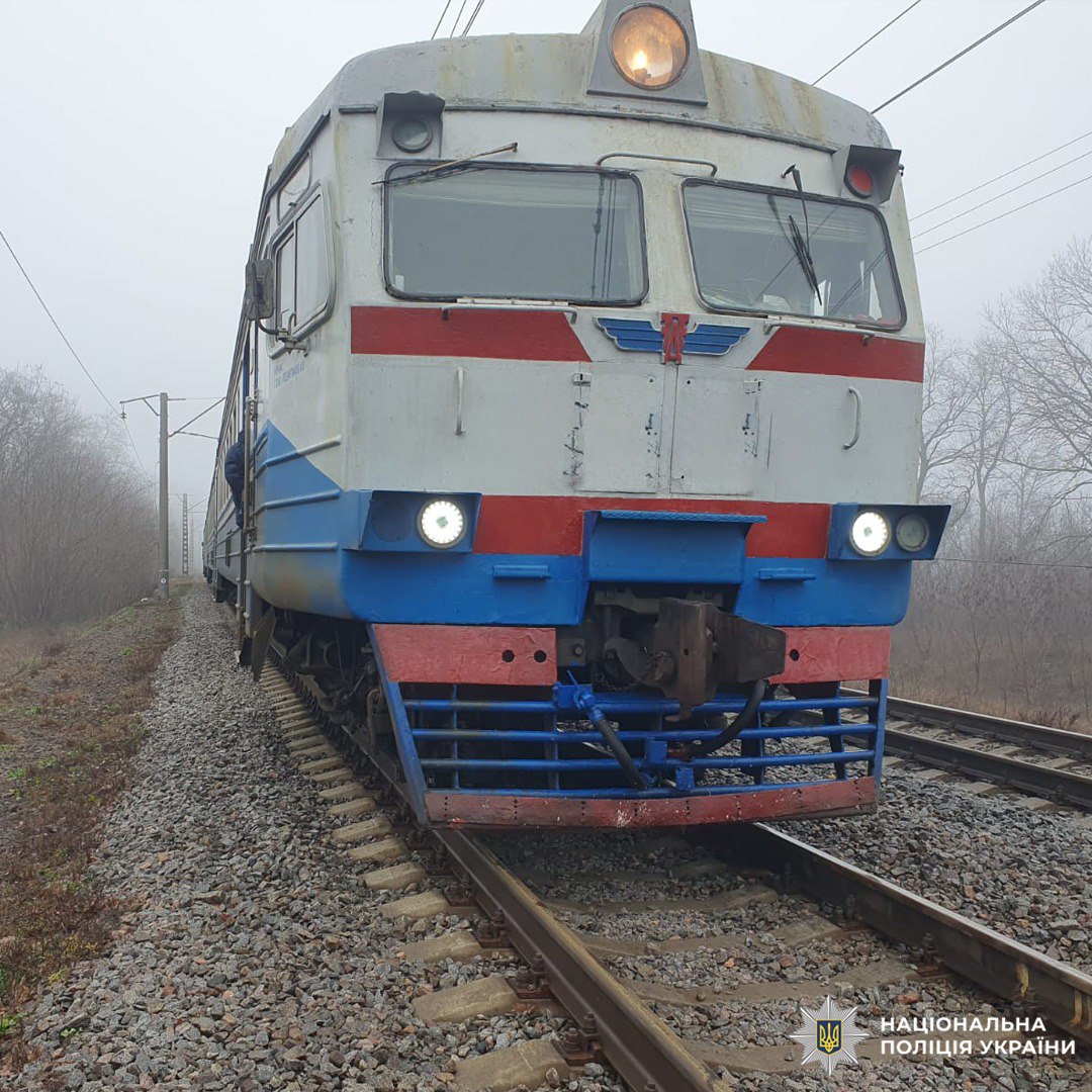 Смертельний наїзд. Поїзд збив жінку в Харківській області