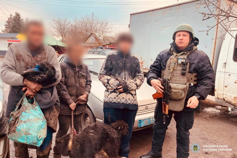 Несмотря на обязательную эвакуацию, в Купянске жил ребенок: его прятал отец