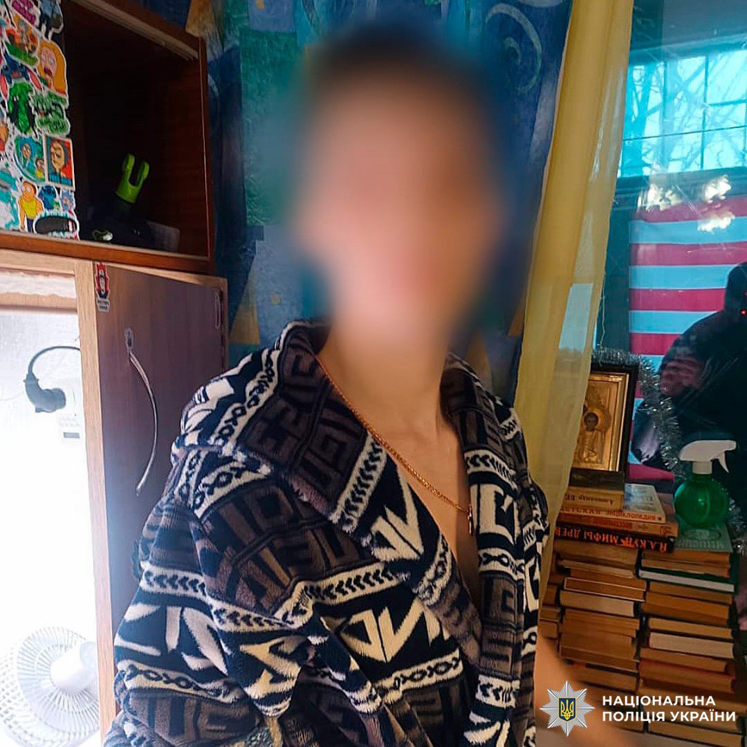 Копи підозрюють, що знайшли коноплі у квартирі на Салтівці – хто її вирощував