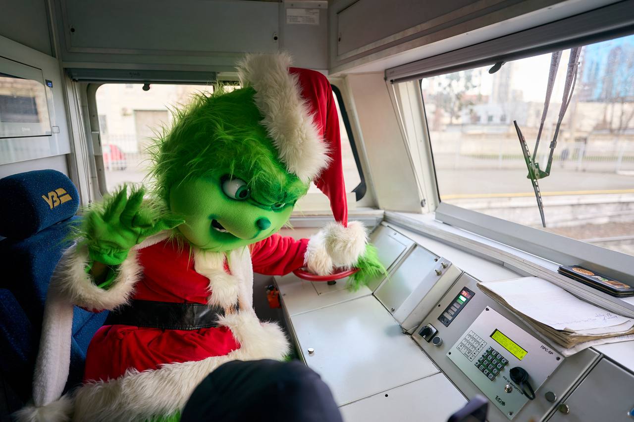 После поездки в киевской электричке Гринч передумал воровать Рождество