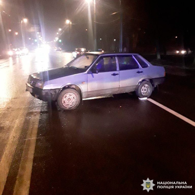 На смерть збив пенсіонерку: поліція розшукує свідків ДТП у Харкові