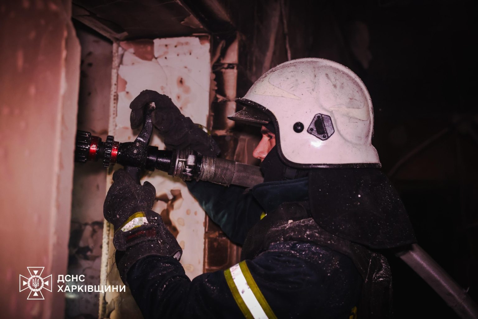 Харьков после атаки БпЛА: в ГСЧС показали фото с мест «прилетов»