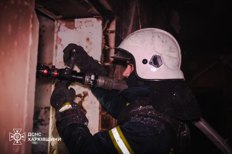 Харьков после атаки БпЛА: в ГСЧС показали фото с мест «прилетов»