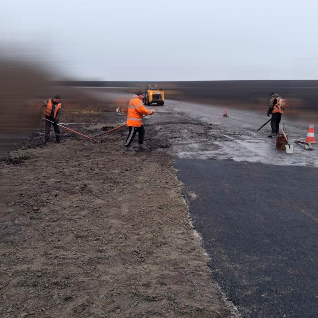 Ремонт дороги на Золочівщині