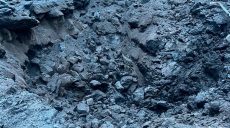 Удар ракеты по трассе около Золочева: дорожники ликвидировали разрушения