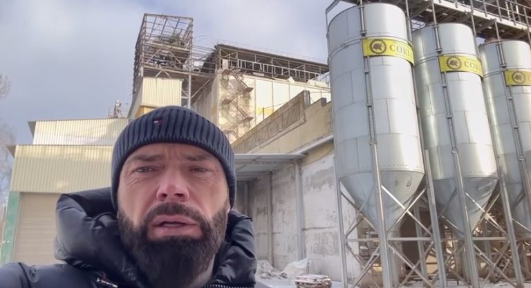 РФ ударила ночью по предприятию на Харьковщине: что известно (видео)