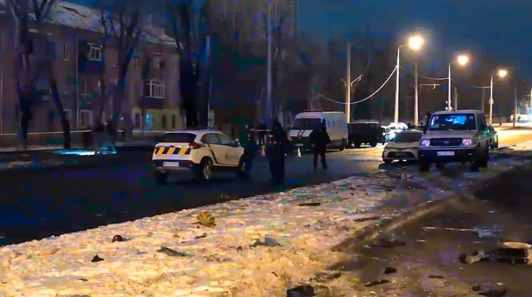 КАБами атаковали Харьков: «прилет» по трассе, погибшие и раненые (дополняется)