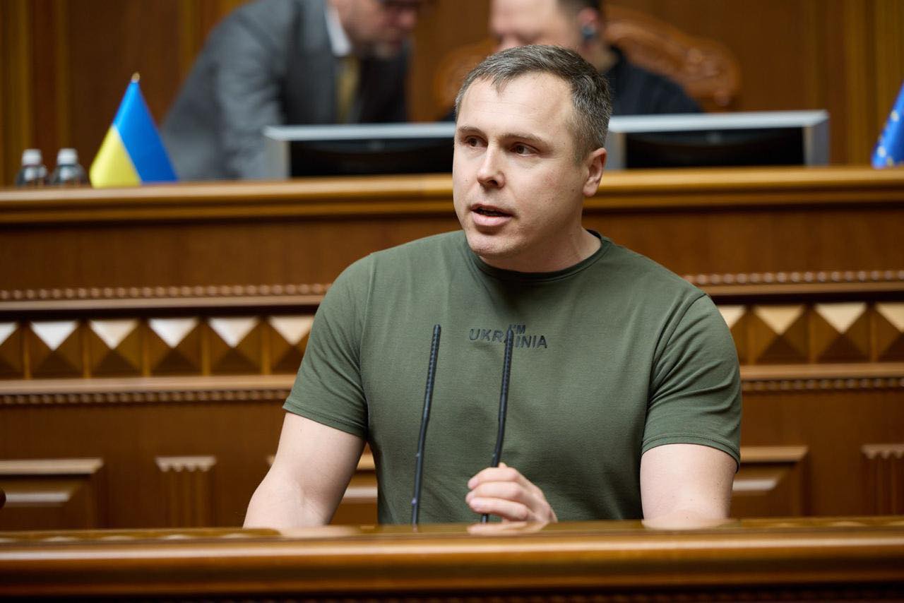 Скоро в ВР не будет столько депутатов, сколько нужно для изменения Конституции