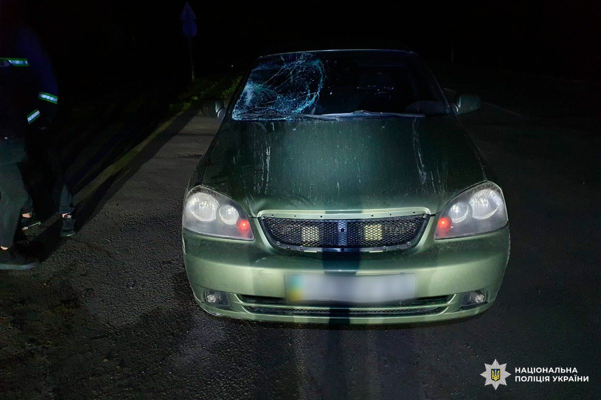 На Харківщині збили пішохода: чоловік помер у «швидкій»