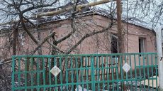 Ракетой ударили россияне по селу в Харьковской области