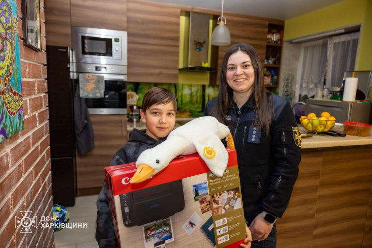 С Днем Святого Николая поздравили детей погибших спасателей на Харьковщине 📷