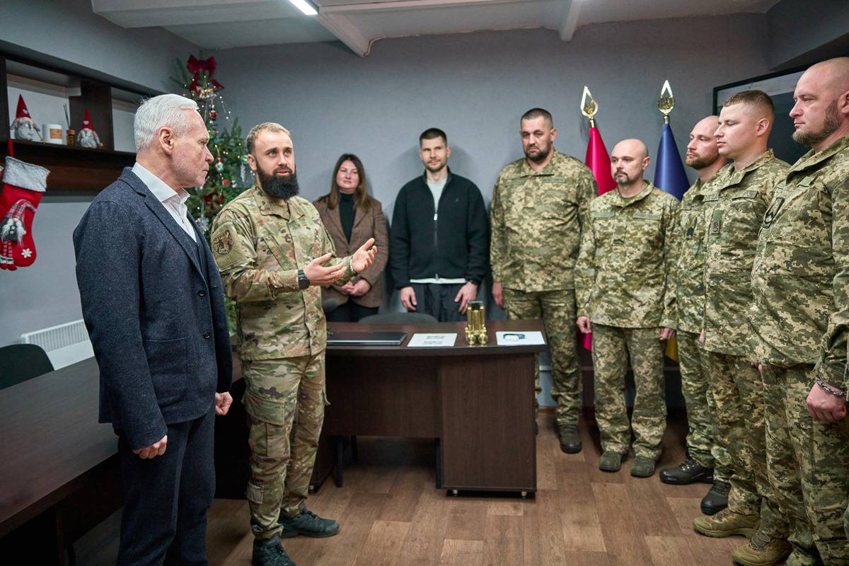 Захисників Харкова з ДПСУ нагородив Терехов з нагоди Дня ЗСУ (фото)