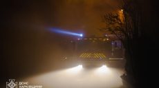 Масштабное возгорание на предприятии в Харькове тушит пожарный поезд (фото)