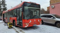 ЦПАУ в автобусе работает в Харькове после прилета КАБ (фото)