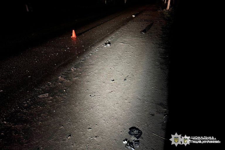 На Харьковщине сбили пешехода: водитель покинул место ДТП, нашли ли его