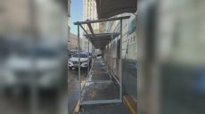 Для защиты пешеходов от сосулек: что устанавливают в Харькове (фото)