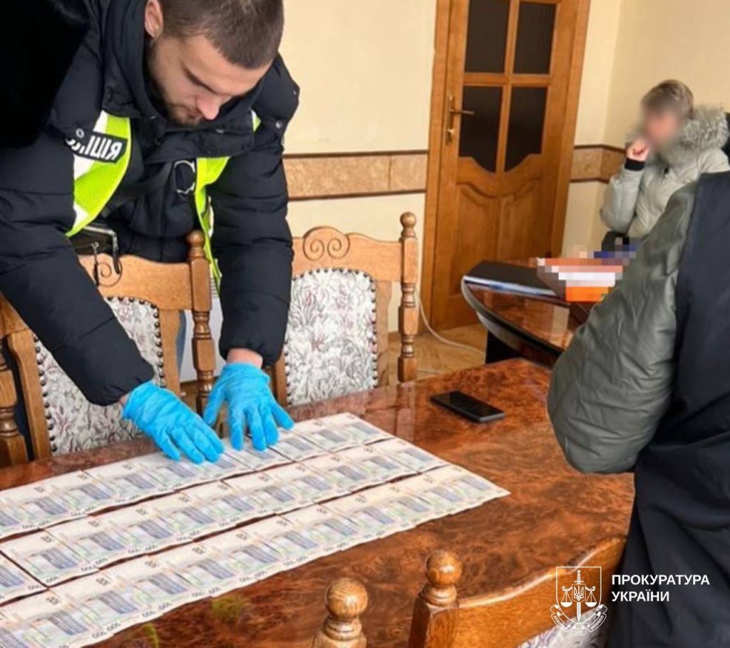 подозрение чиновнице в Харькове