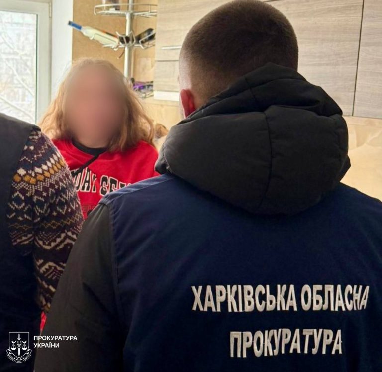 Вигадала важку хворобу доньки, щоб отримувати соцвиплати: кого підозрюють