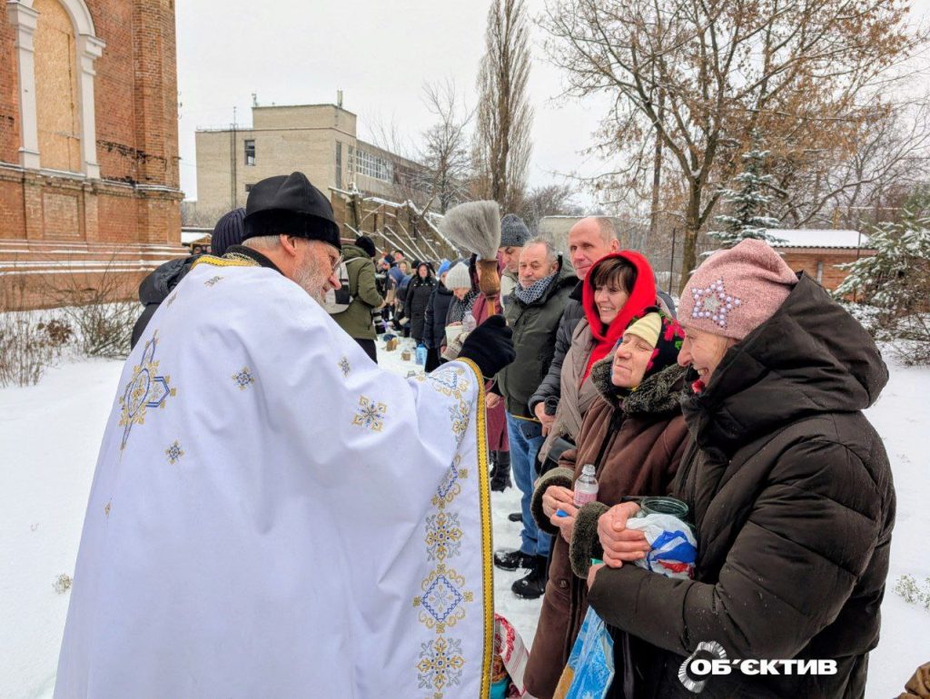 воду святят в Харькове