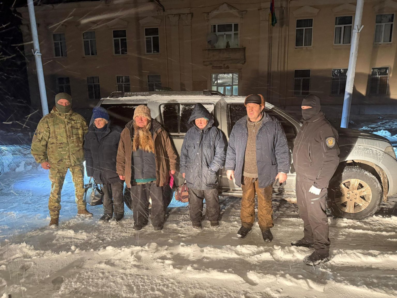 «Есть определенные проблемы с эвакуацией»: людей из Купянска вывозят ВСУ и СБУ