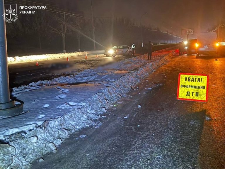 Смертельное ДТП в Харькове: автомобиль сбил двоих человек