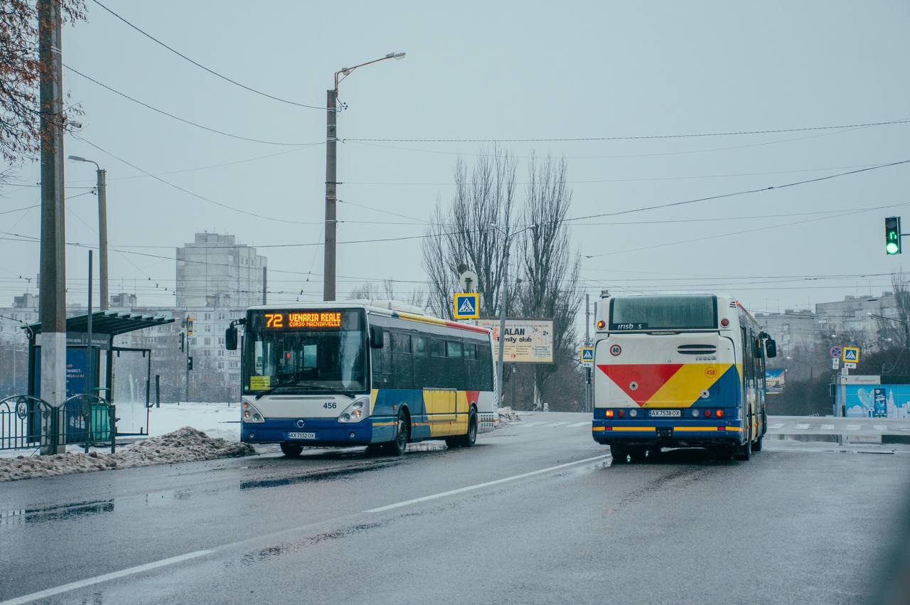 Критично важливі для Харкова: італійські автобуси тестували на вулицях міста