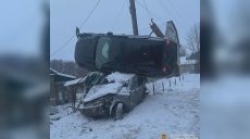 Автомобиль совершил сальто: опасное ДТП произошло под Харьковом 📹