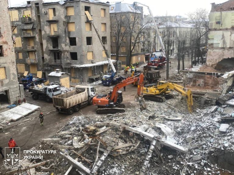 До 5 человек выросло количество погибших в Харькове 2 января от «Искандера»