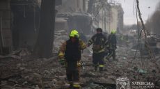 Удар российских ракет по центру Харькова и первые минуты после него в видео