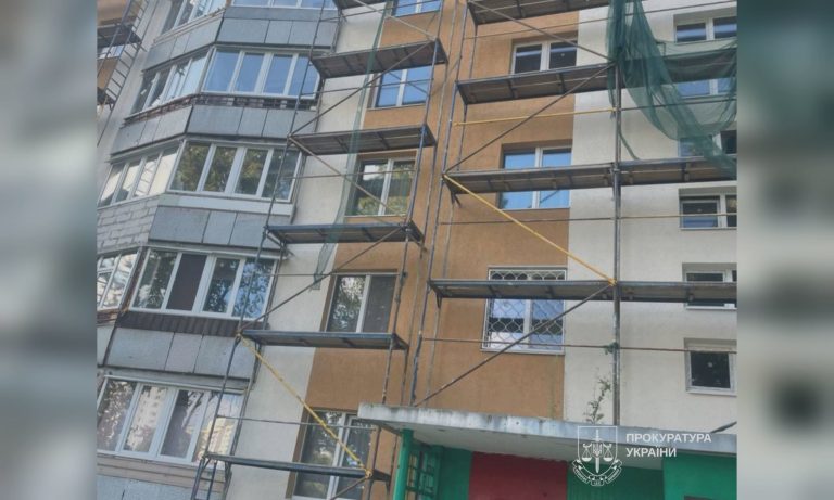 На утеплювачі під час відновлення дому в Харкові розбазарили 3 млн: аналіз ХАЦ