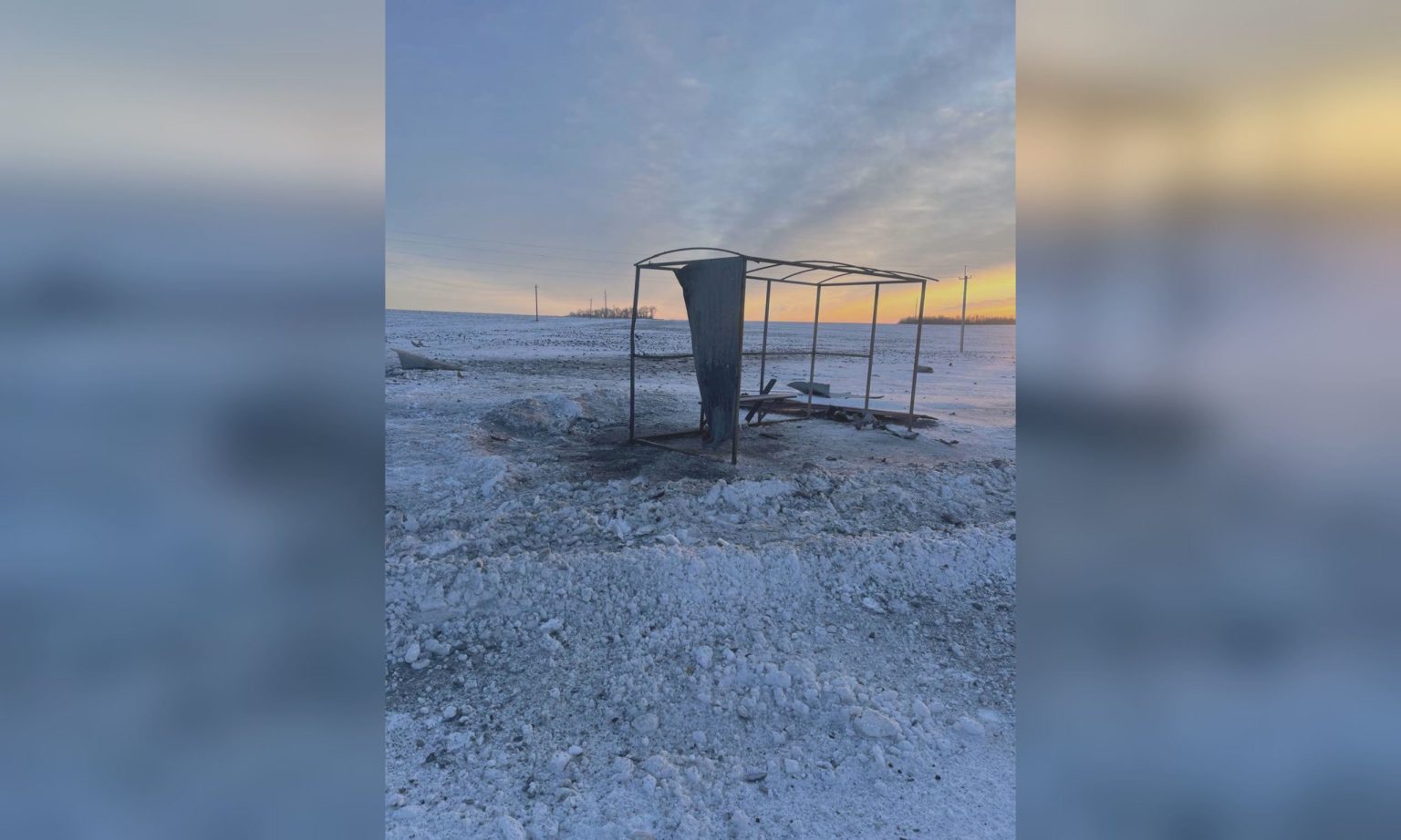 Окупанти зруйнували зупинку на Золочівщині (фото)