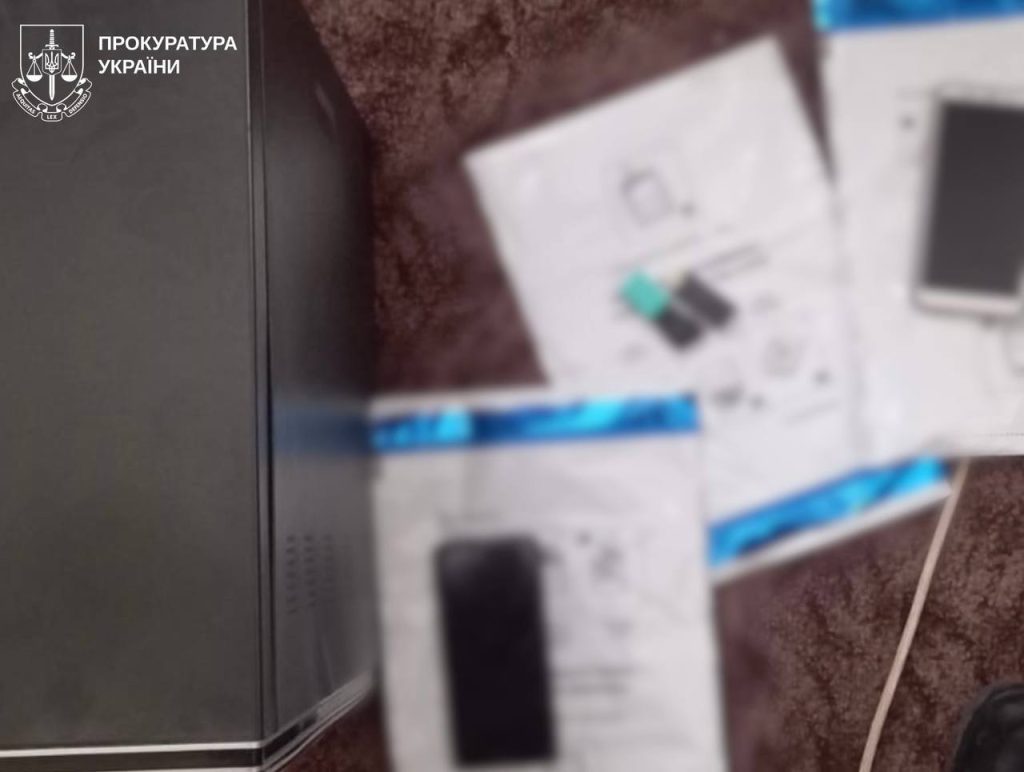 харьковчанин развращал падчерицу