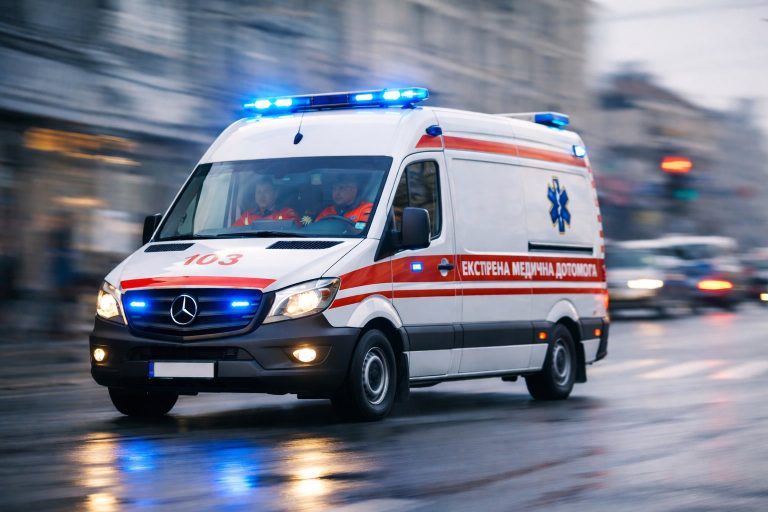 Прямое попадание КАБа в дом многодетной семьи: двое погибли и трое пострадали