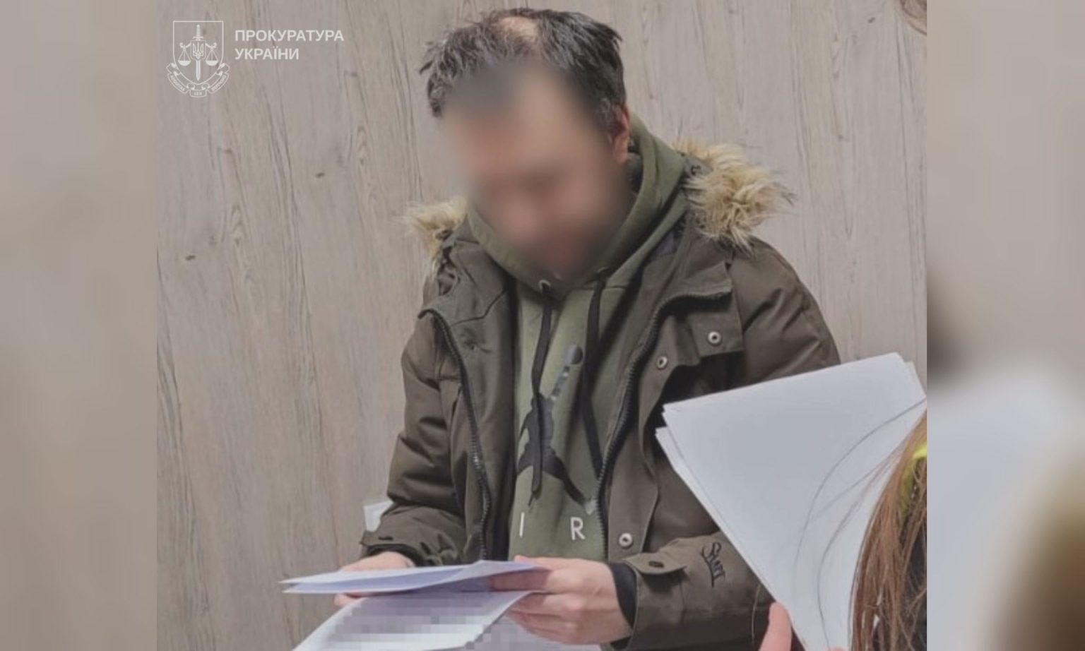 Харків’янин розбещував падчерку й зберігав оголені фото дитини – слідство