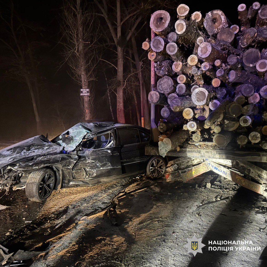 Как в фильме ужасов: 17-летняя девушка травмирована в ДТП на Харьковщине