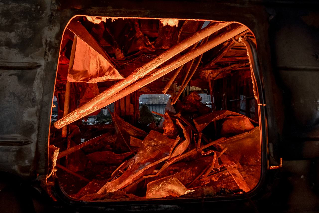 уничтоженный вагон поезда Чоп - Барвенково 5