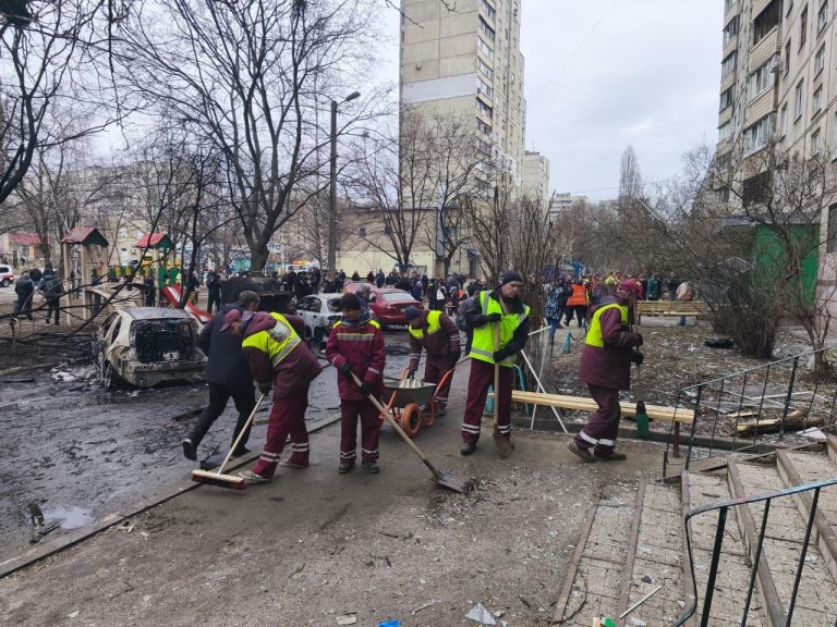 Сколько домов пострадало в Харькове из-за атаки БпЛА, сообщили в мэрии (фото)
