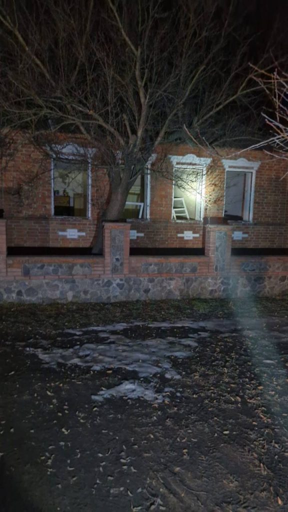 РФ атаковала спортивную школу в Золочеве 11 марта