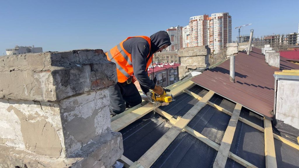 Восстановление многоэтажки на улице Культуры