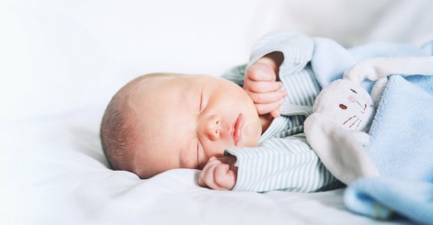 Новорожденные в Харькове теперь будут получать медали