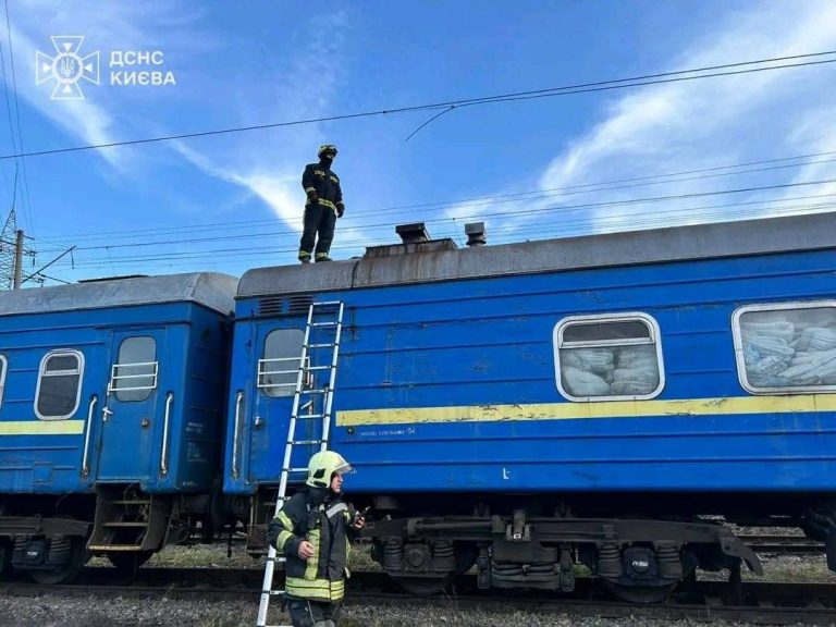 Трагедия на железной дороге: ребенок погиб от удара током (фото)