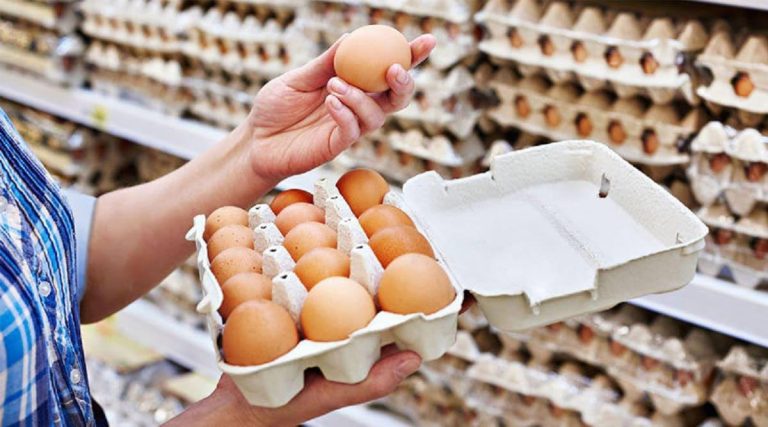 Какие цены на куриные яйца в Харькове перед Пасхой