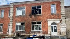 Враг ударил по больнице на Харьковщине: произошел пожар, трое пострадавших